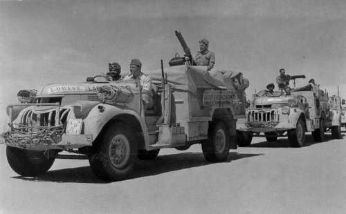 Chevrolet trucks gjorde masser af aktiv krigstjeneste. Mest berømt er måske indsatsen i ørkenkrigen, hvor britiske Long Range Dessert Group pillede alt overflødigt af vognene og spækkede dem med våben og udstyr til aktioner bag fjendens linjer